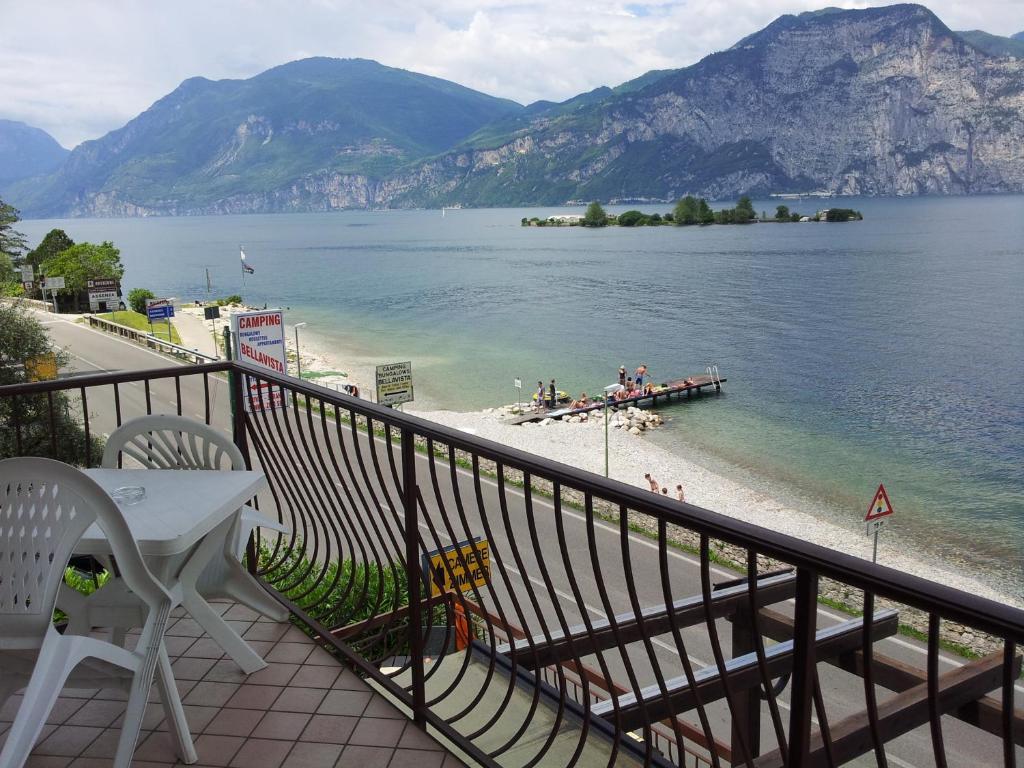 Locanda Bellavista B&B Μαλτσεζίνε Δωμάτιο φωτογραφία